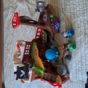 Pirate Adventure Playset with Blue Octopus